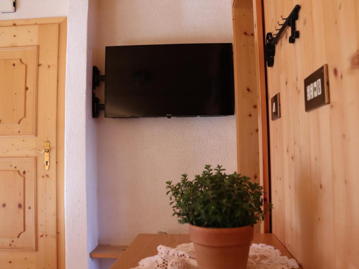 Portnerhof Auf Oberkirn Apartment เชนนา ภายนอก รูปภาพ